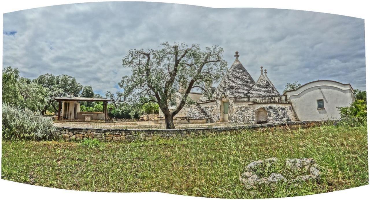 Villa 4 trulli, sea view, vista mare, isolata Ostuni Esterno foto