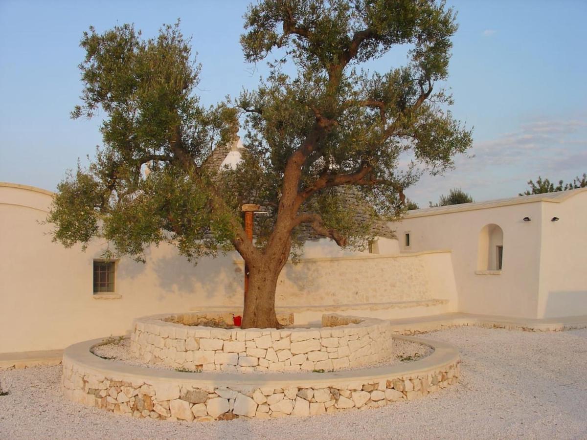 Villa 4 trulli, sea view, vista mare, isolata Ostuni Esterno foto